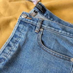 APC Petit New Standard Sz 29 light blue jeans